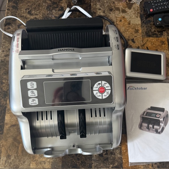 Money Counter Machine - Picture 2 of 3
